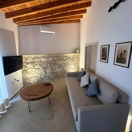 The Courtyard Episkopi Guest Houses Exterior photo