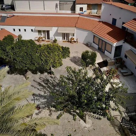 The Courtyard Episkopi Guest Houses Exterior photo